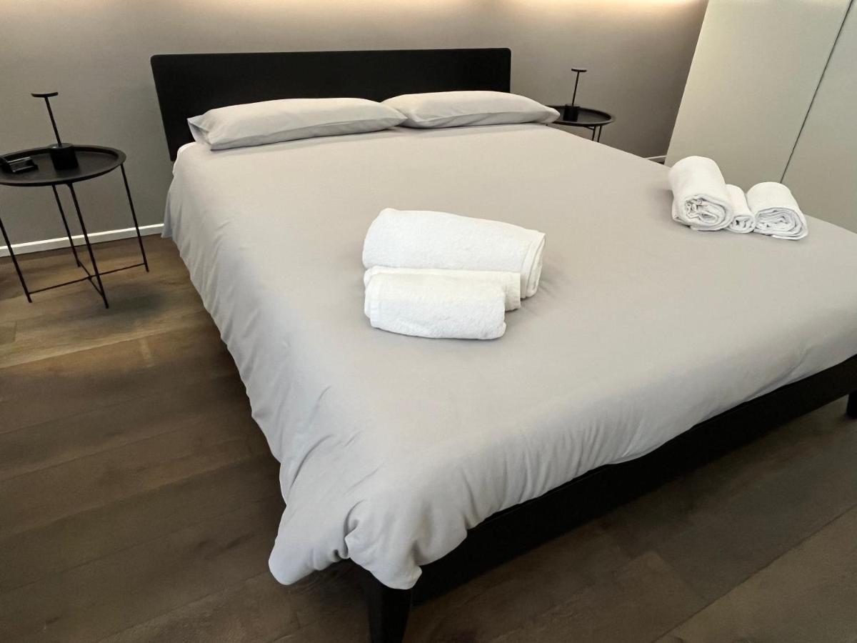 Corso 66 Luxury Apartment Salerno Exterior foto